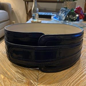 REISS Navy Blue waist Belt patent leather Size S gorgeous looks new no flaws